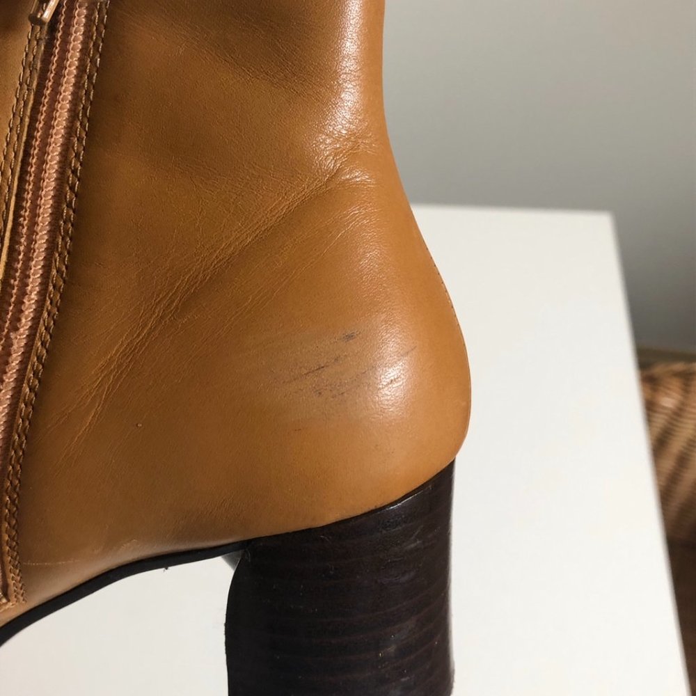 VINTAGE TAN BOOTS - Picture 3 of 4